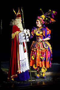 Sinterklaas op bezoek in het Wintercircus